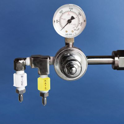 EP-2200 Dual Preset Tank Regulator with Restrictors